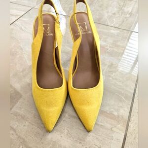 Material Girl yellow heels size 7
